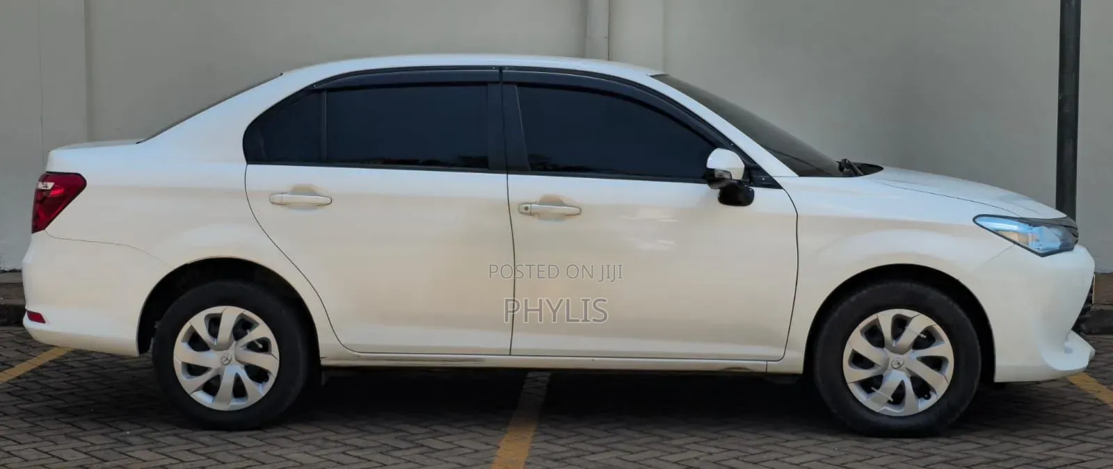 Toyota Axio 2017 White