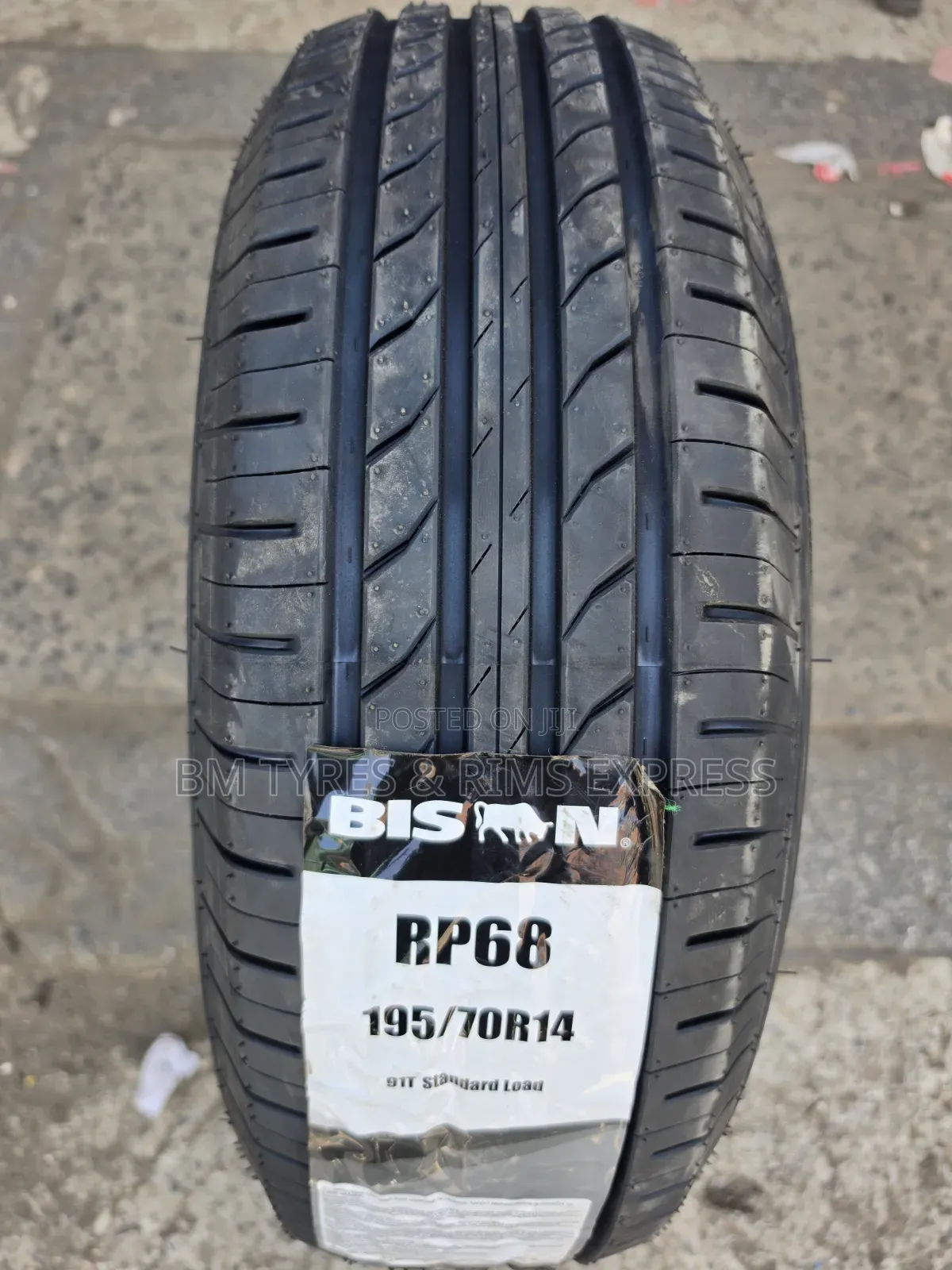 195 /70 R14 Bison