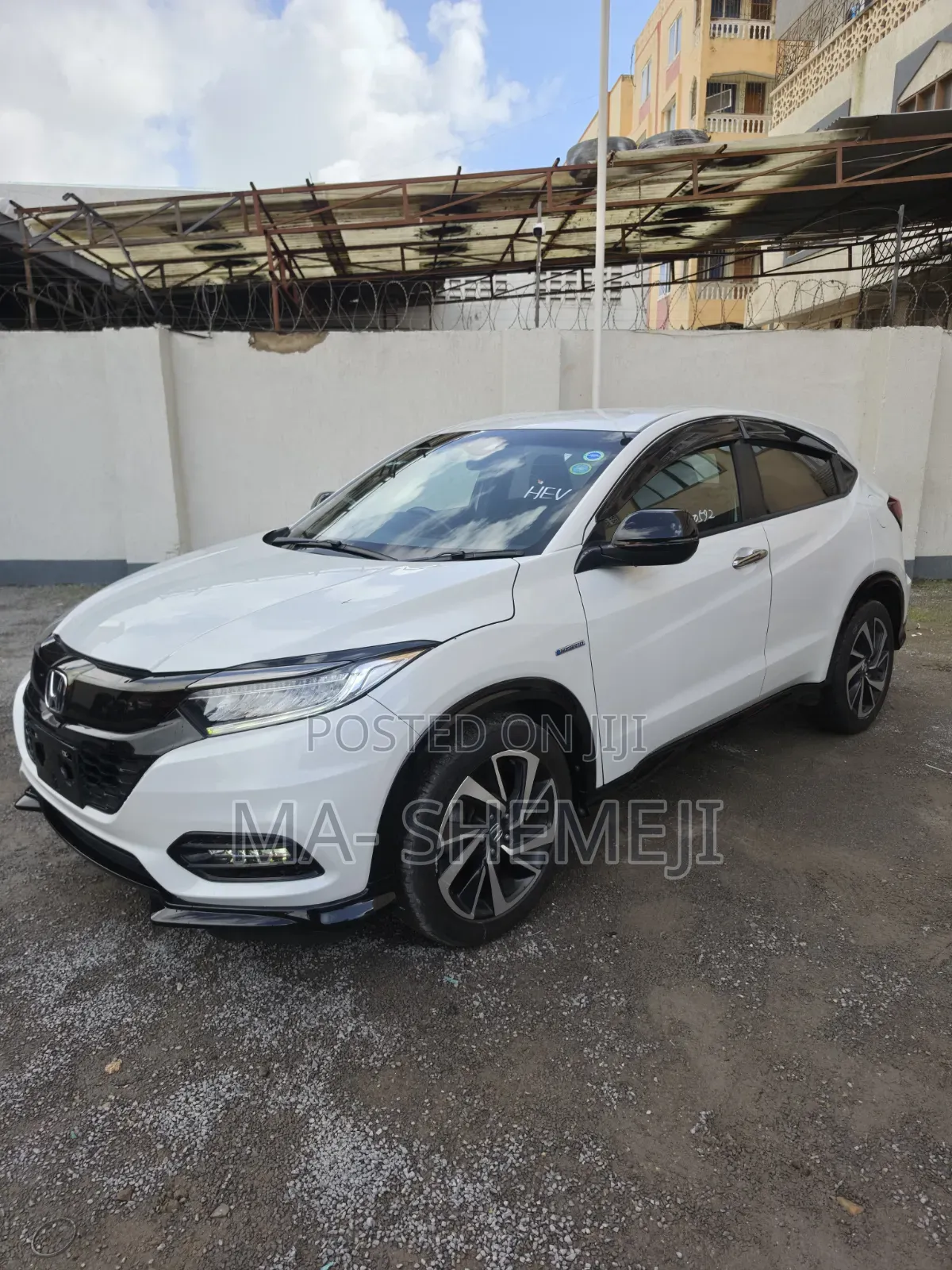 Honda Vezel 1.5 2WD 2020 Pearl