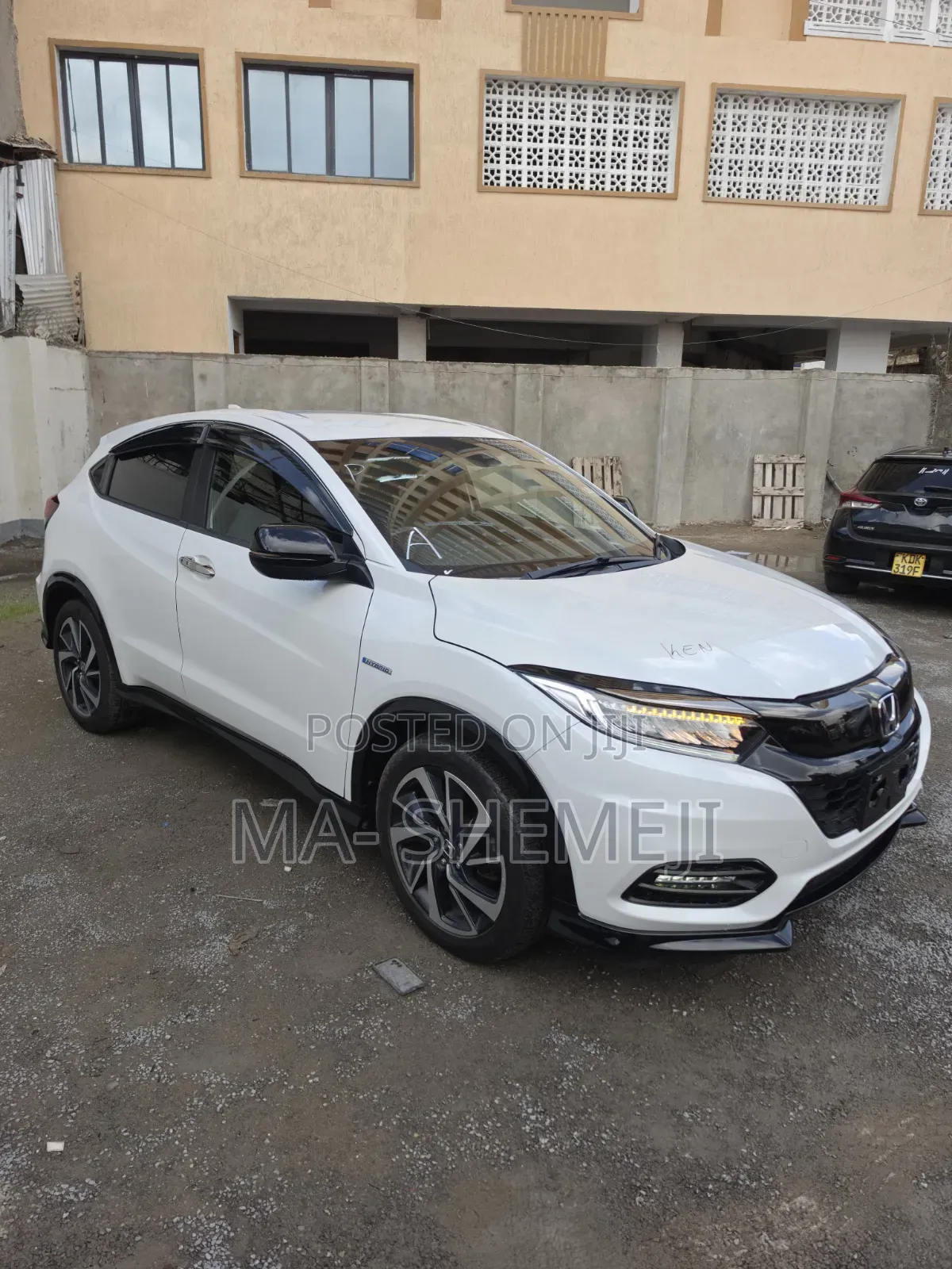 Honda Vezel 1.5 2WD 2020 Pearl