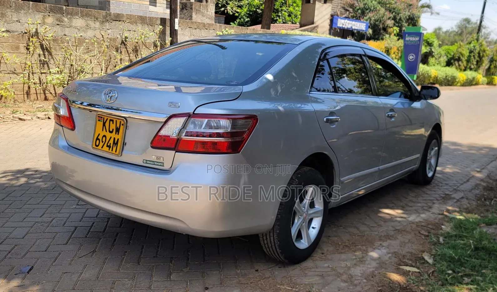 Toyota Premio 1.8 FWD 2012 Silver