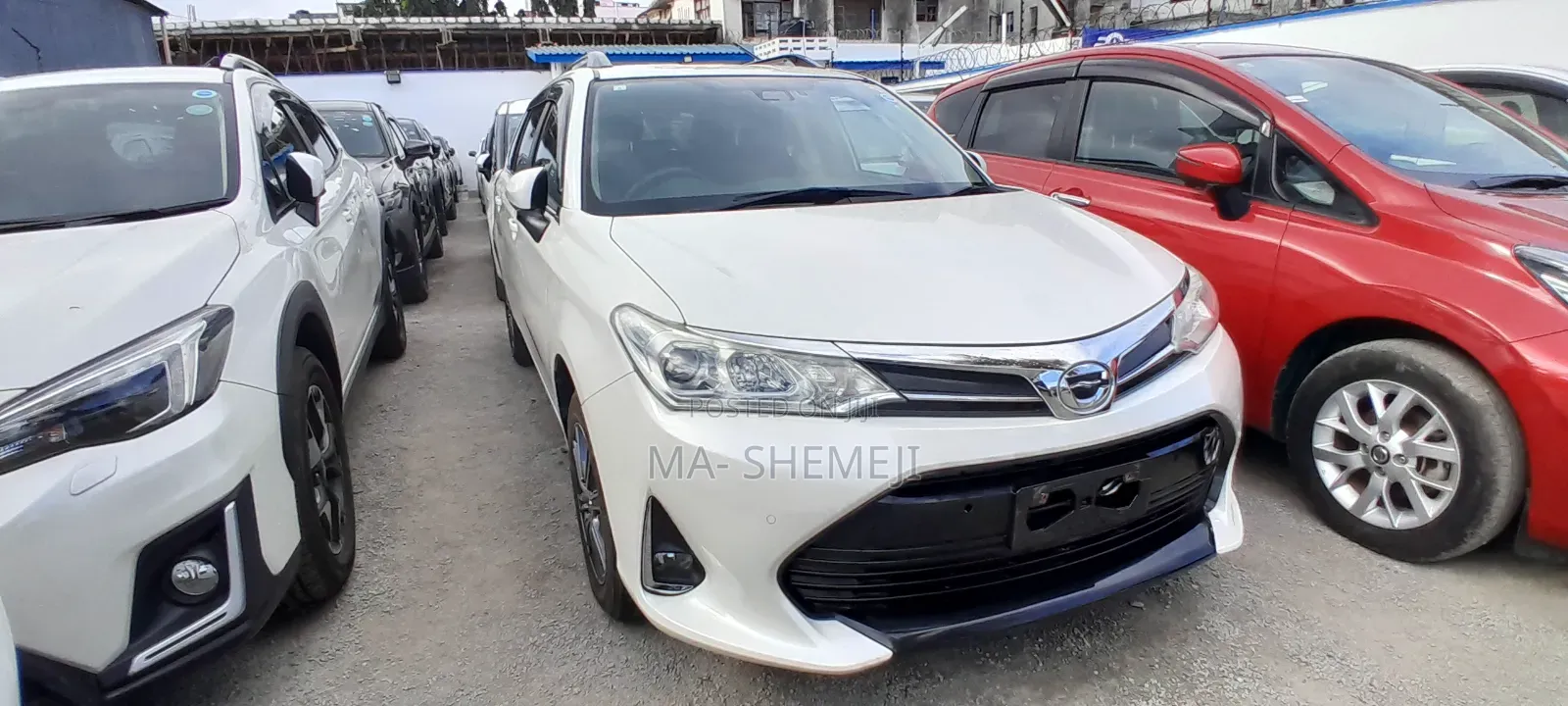Toyota Corolla Fielder 1.5 Hybrid FWD 2020 White