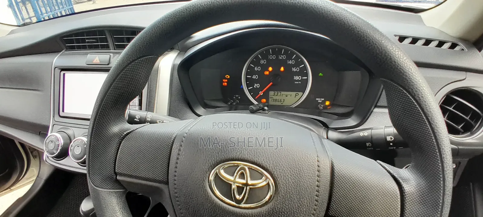 Toyota Corolla Fielder 1.5 Hybrid FWD 2020 White