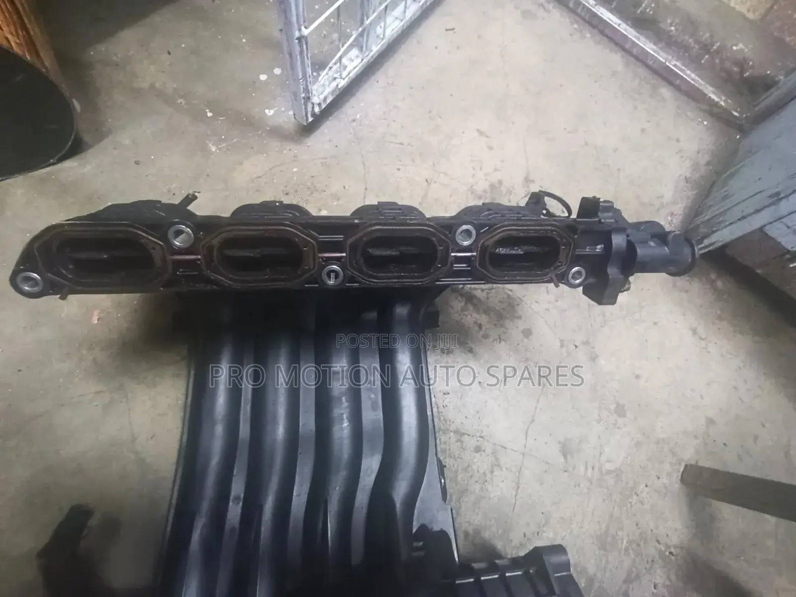 Nissan MR20 Inlet / Intake Manifold for X-Trail, Dualis, Serena