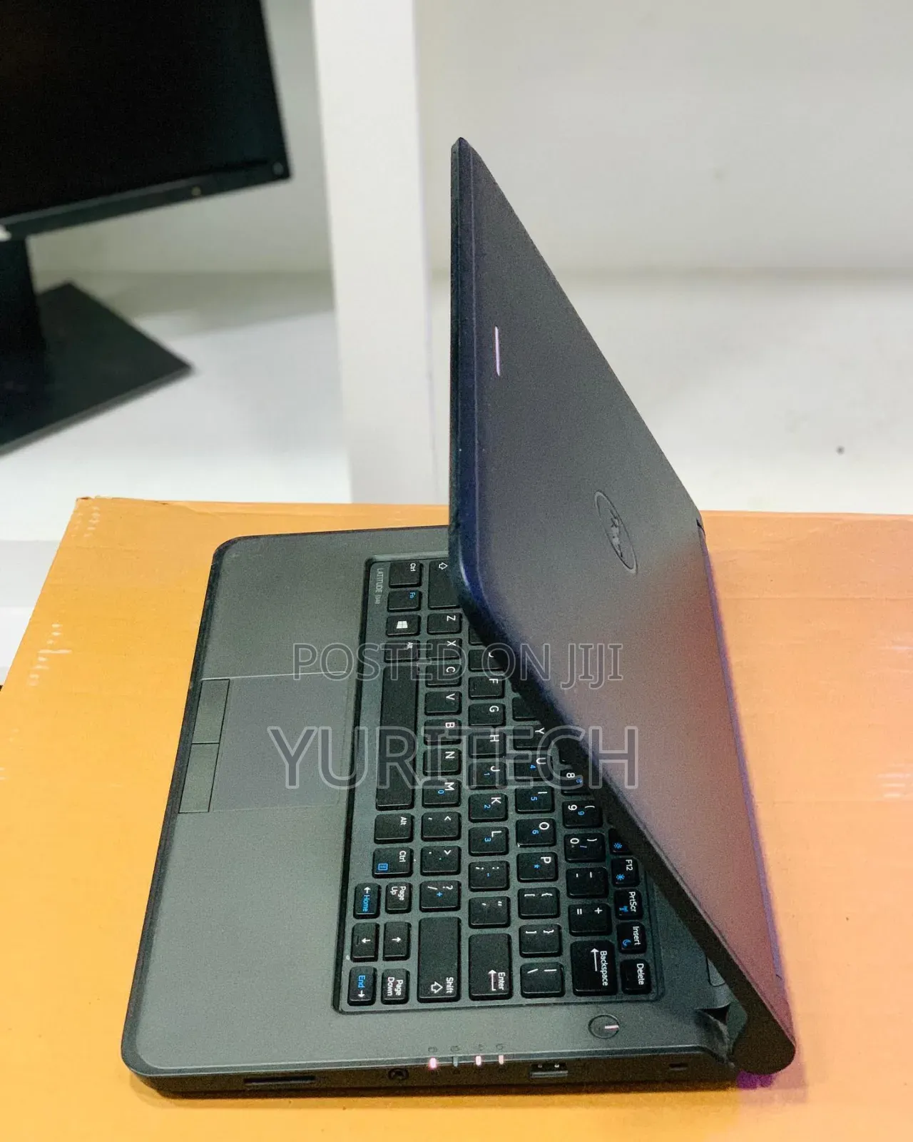 Laptop Dell Latitude 3340 8GB Intel Core i5 SSD 128GB