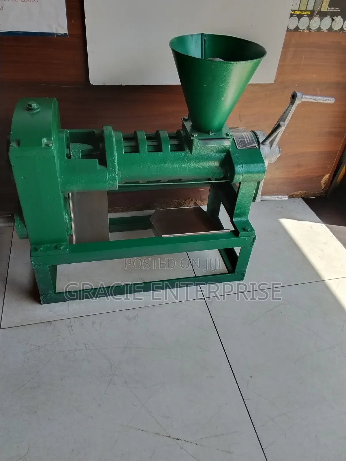 Small Castor Oil Extractor, Screw Oil Expeller Machine
