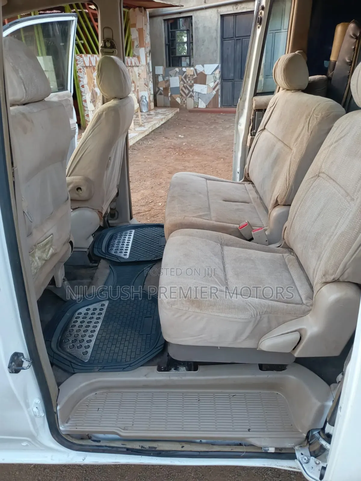 Toyota Noah 2005 White
