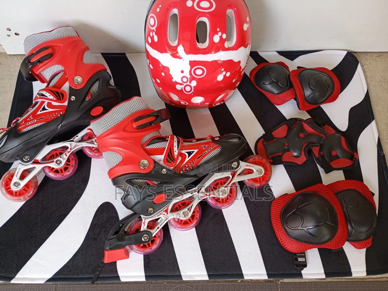Skates Set