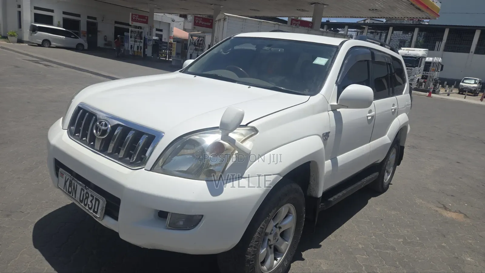 Toyota Land Cruiser Prado 2006 White