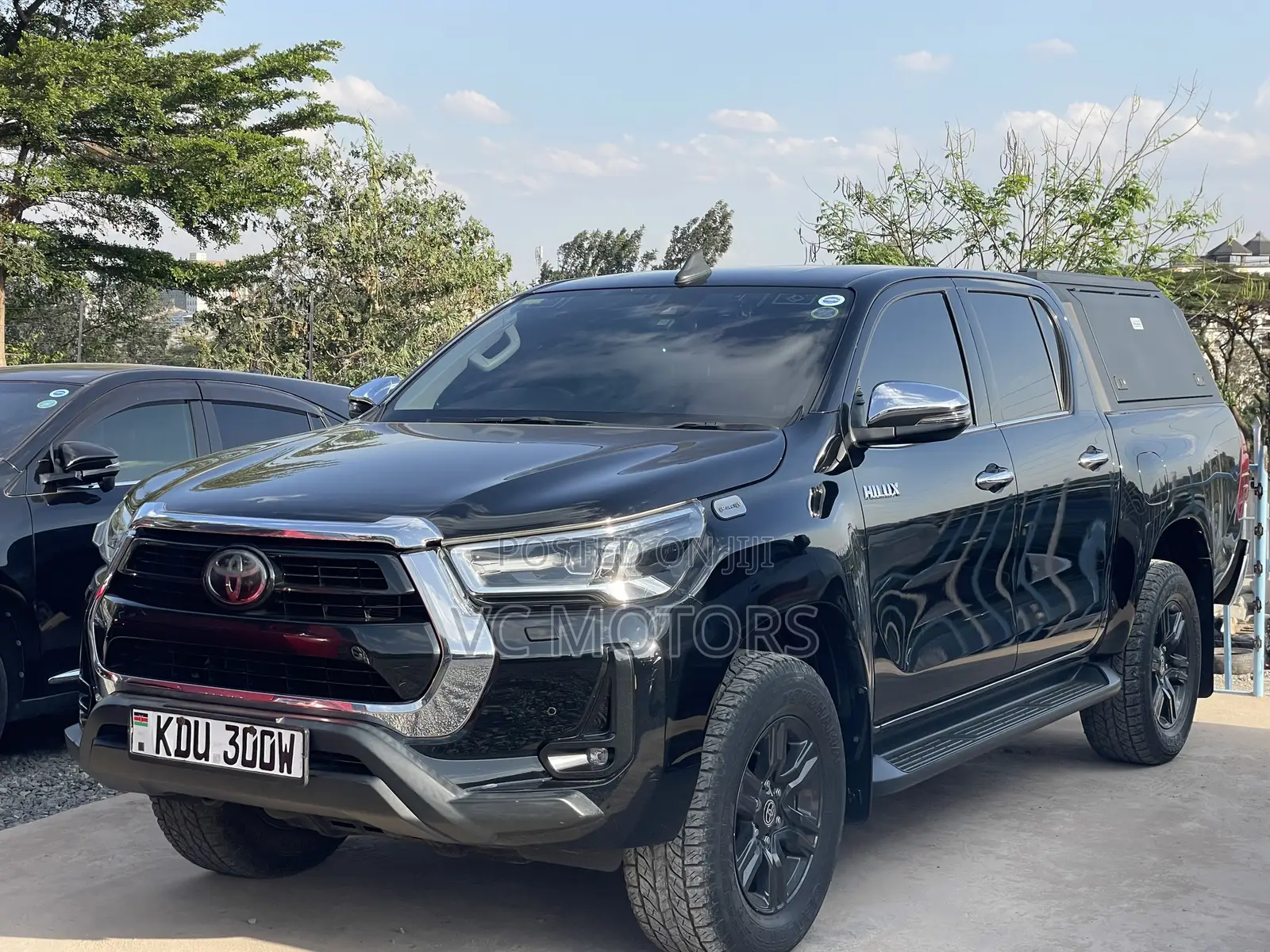 Toyota Hilux Revo Double Cab Deisel 2.4 RWD 2021 Black