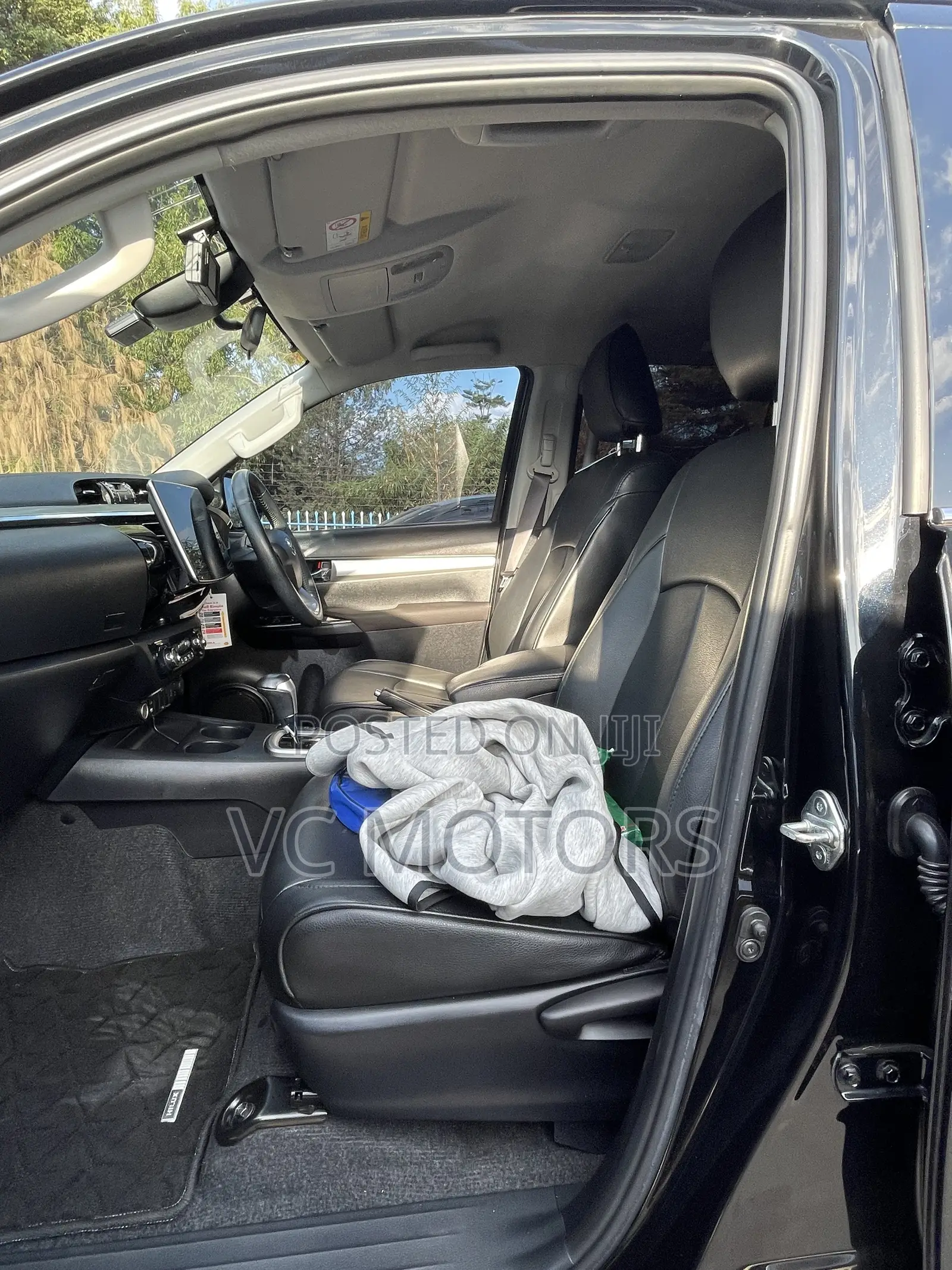 Toyota Hilux Revo Double Cab Deisel 2.4 RWD 2021 Black