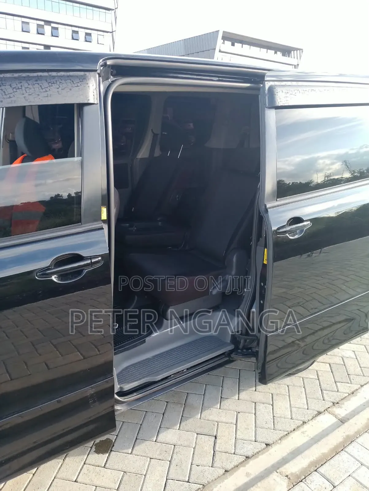 Toyota Voxy X 2WD 8-Seater 2009 Black