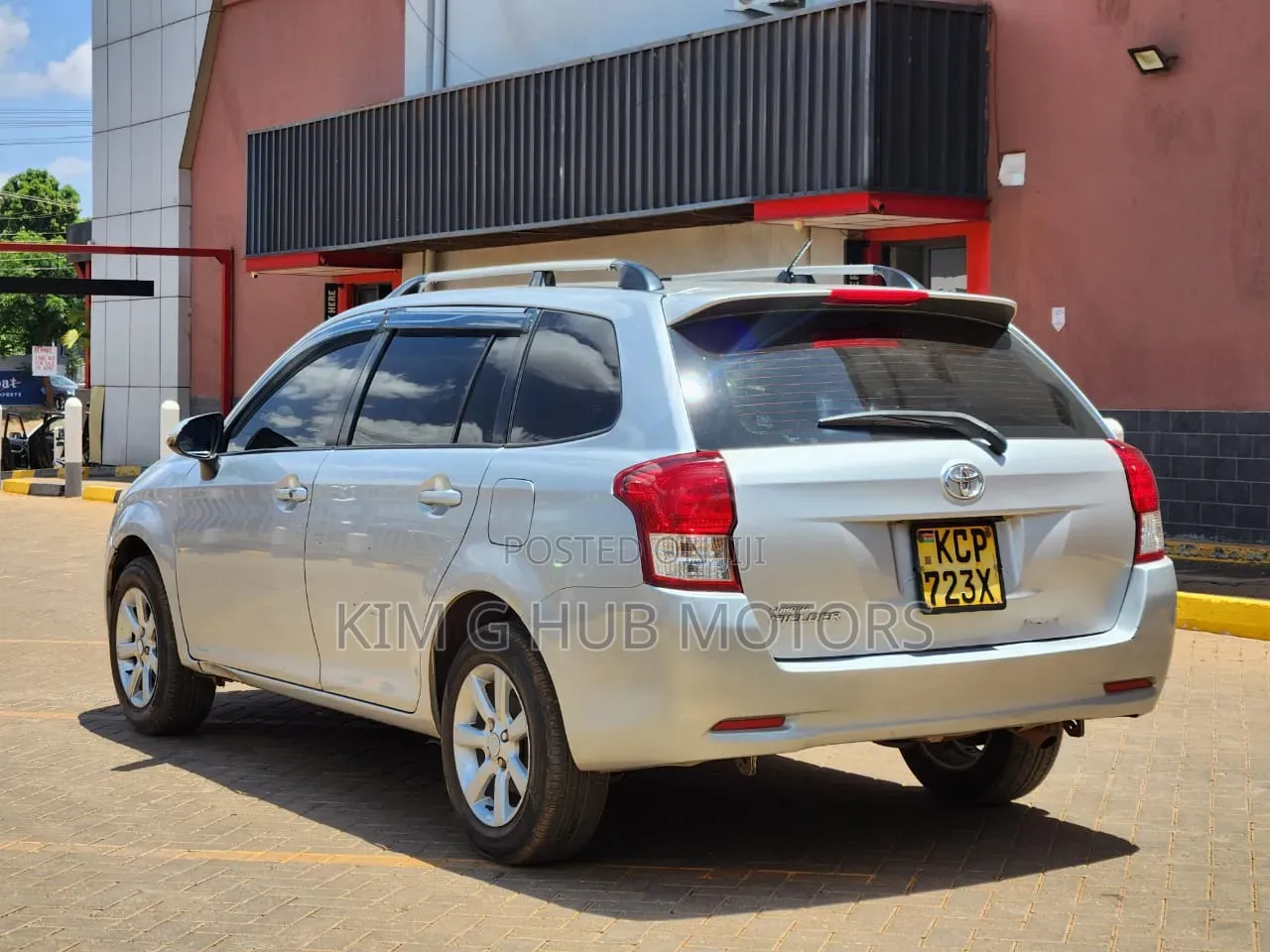 Toyota Corolla Fielder 1.5 Petrol FWD 2012 Silver