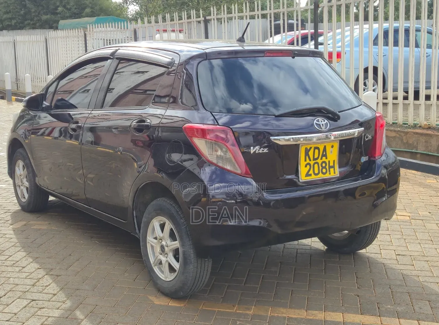 Toyota Vitz 2013 Burgundy