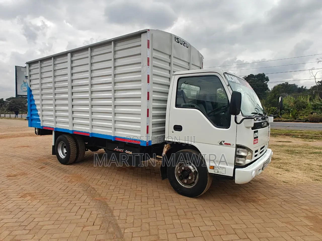 Isuzu NPR Lorry