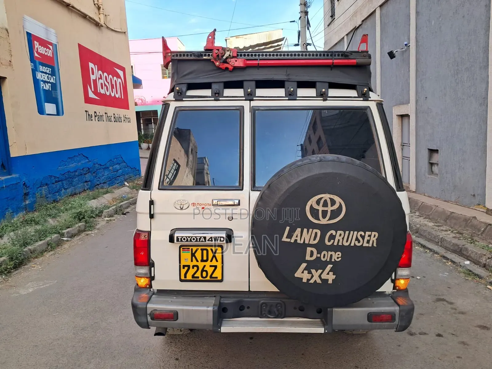 Toyota Land Cruiser 2012 White