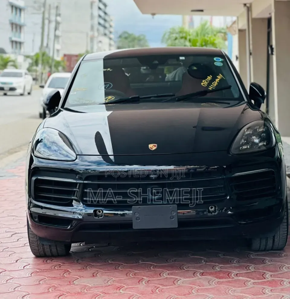 Porsche Cayenne Base AWD 2020 Black