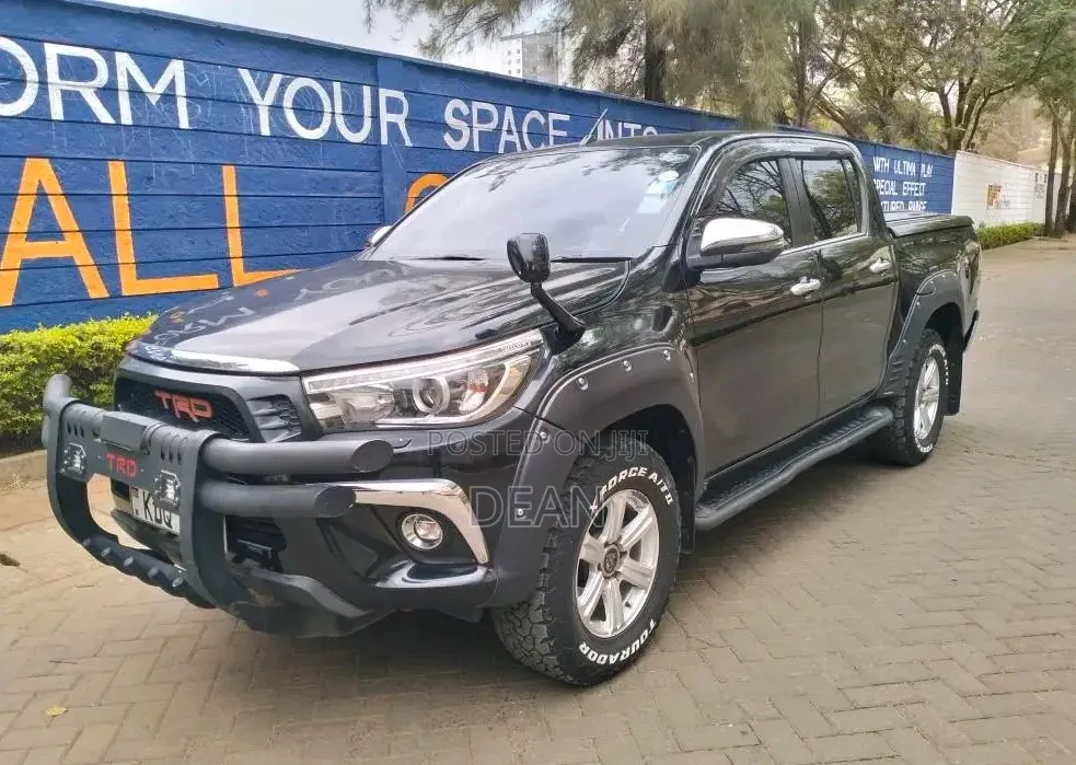 Toyota Hilux 2019 Black