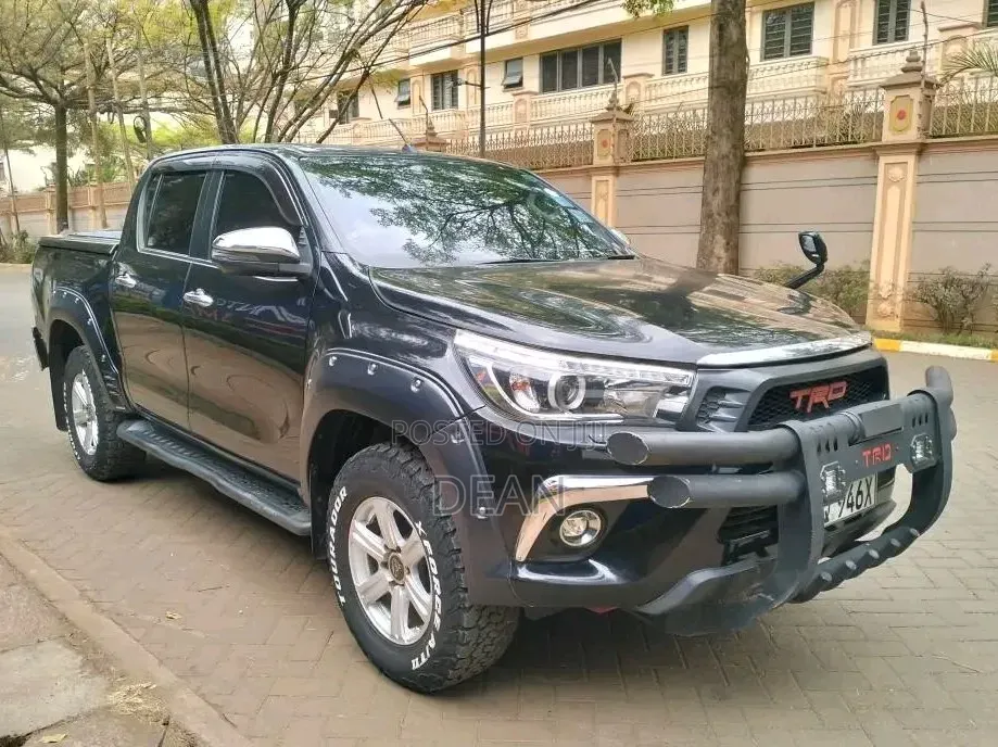 Toyota Hilux 2019 Black