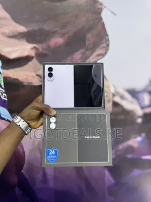 Samsung Z 16 GB Purple