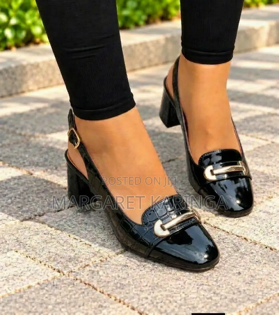 Chunky Closed Heel