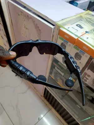 Foldable Bluetooth Audio Sunglasses With Mic and Speakers