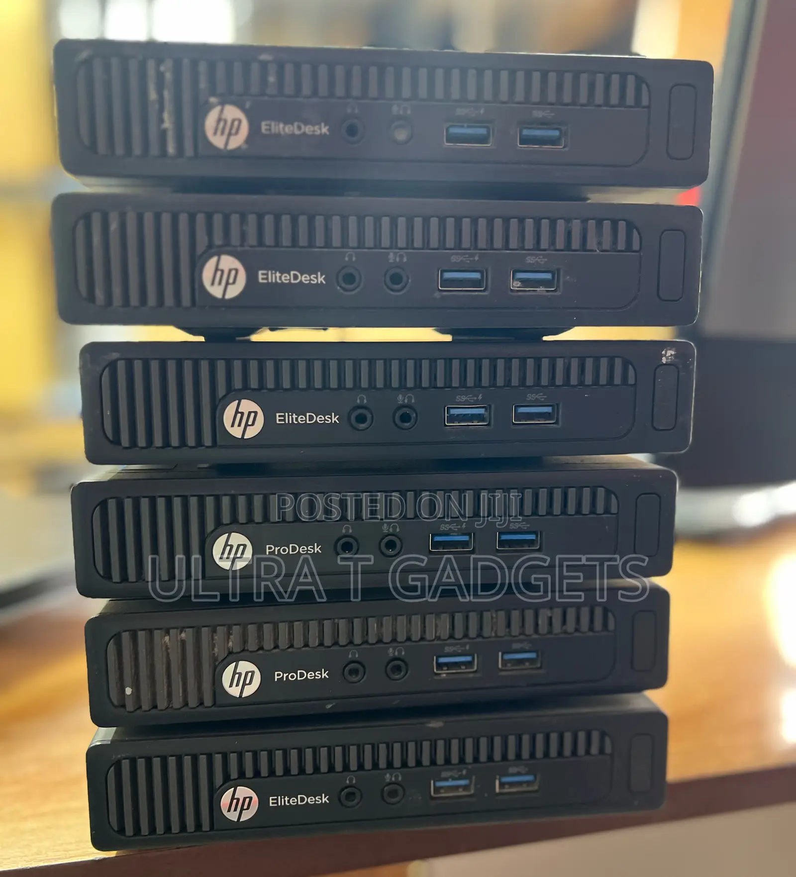 Desktop Computer Lenovo 8GB Intel Core i3 SSD 128GB