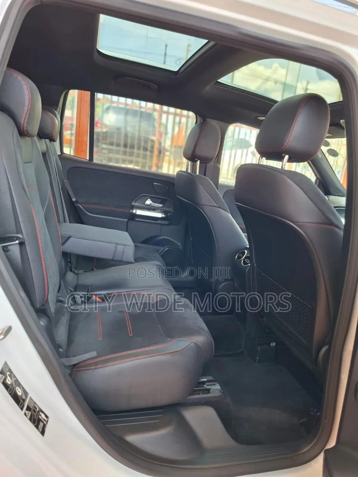 Mercedes-Benz GLB-Class GLB 200 d 4MATIC 2020 White