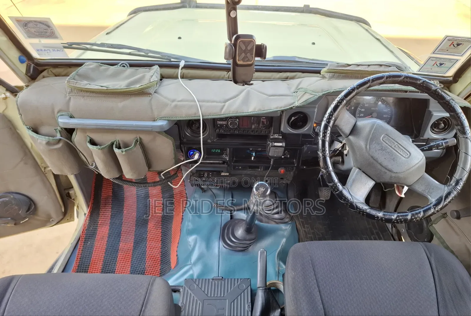 Toyota Land Cruiser 2009 Gold