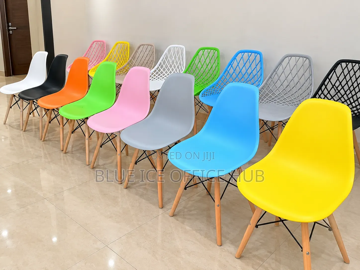 Eames Plastic Dining Chair With Wooden Legs – Multiple Colours