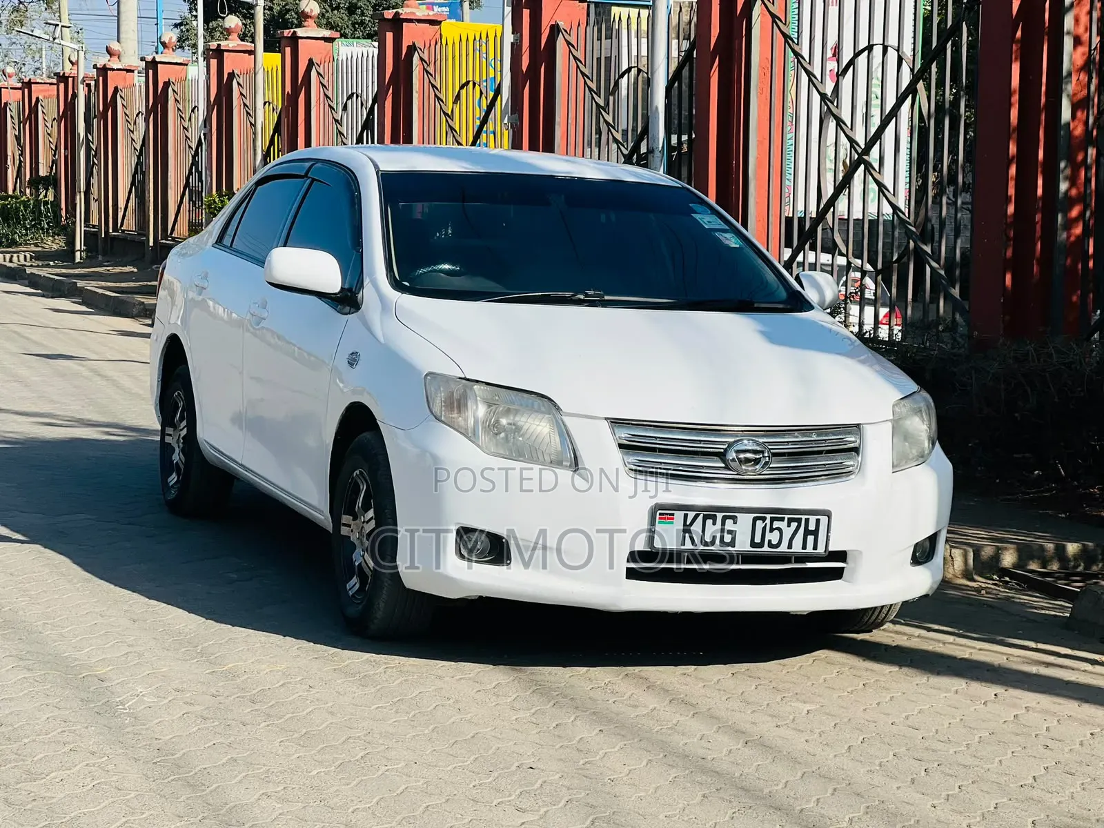 Toyota Axio 1.5 G 2WD 2010 White