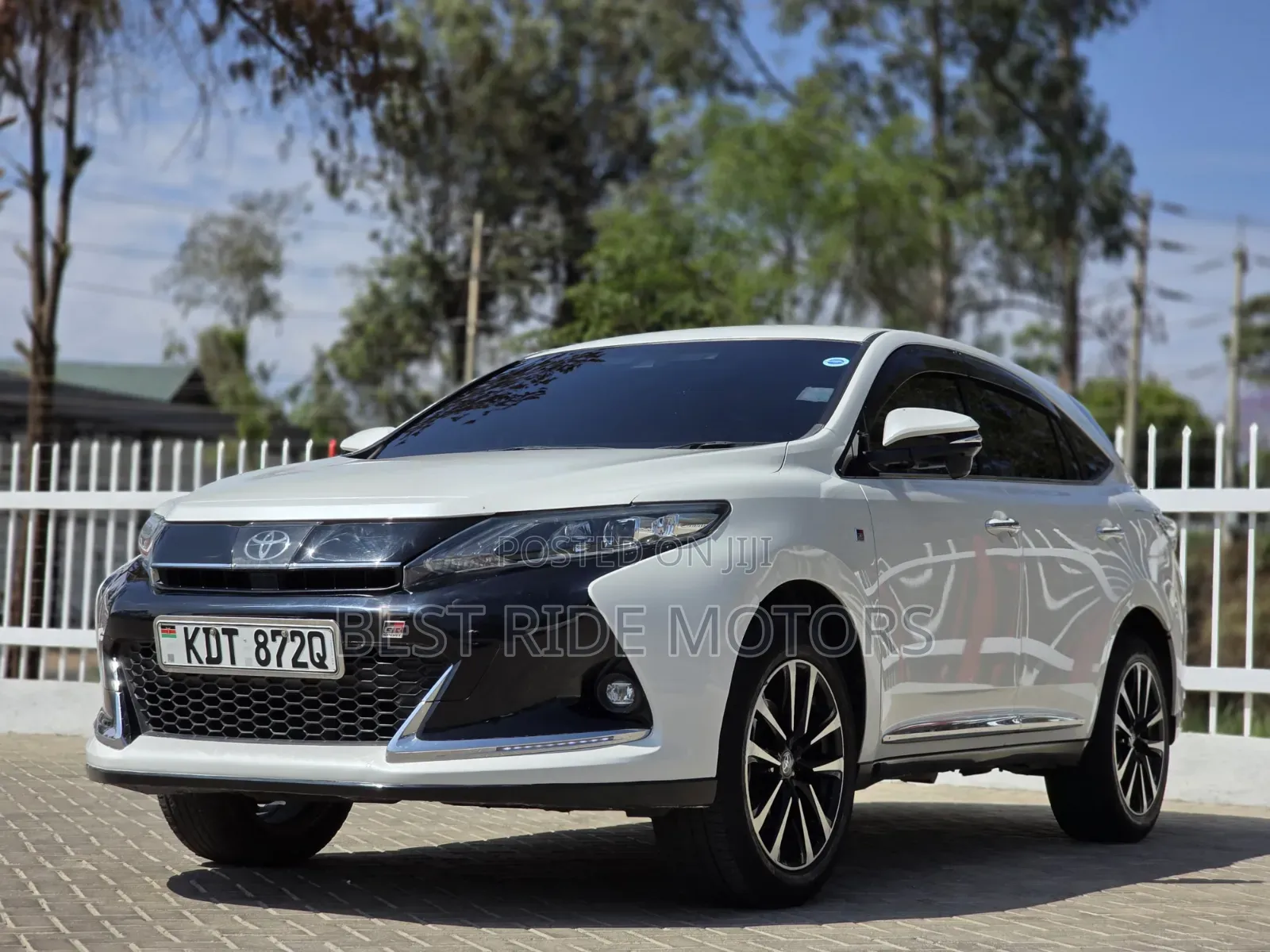 Toyota Harrier 2.0 Turbo GR Sport 2018 White