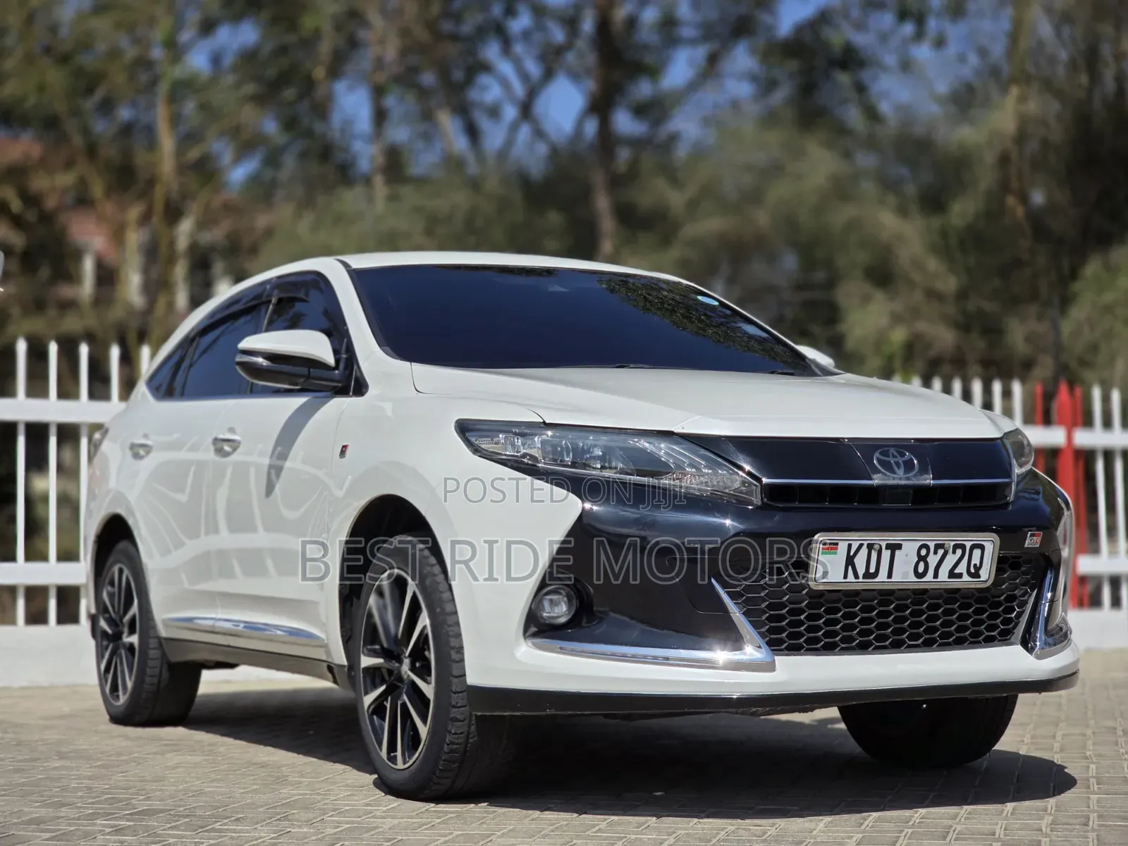 Toyota Harrier 2.0 Turbo GR Sport 2018 White