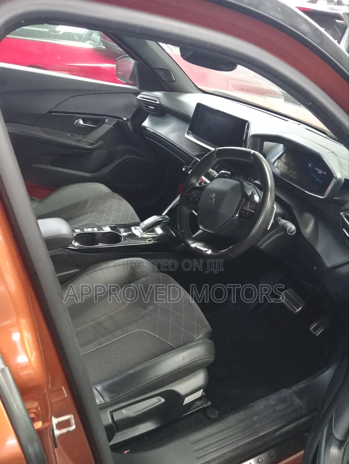 Peugeot 2008 2021 Orange