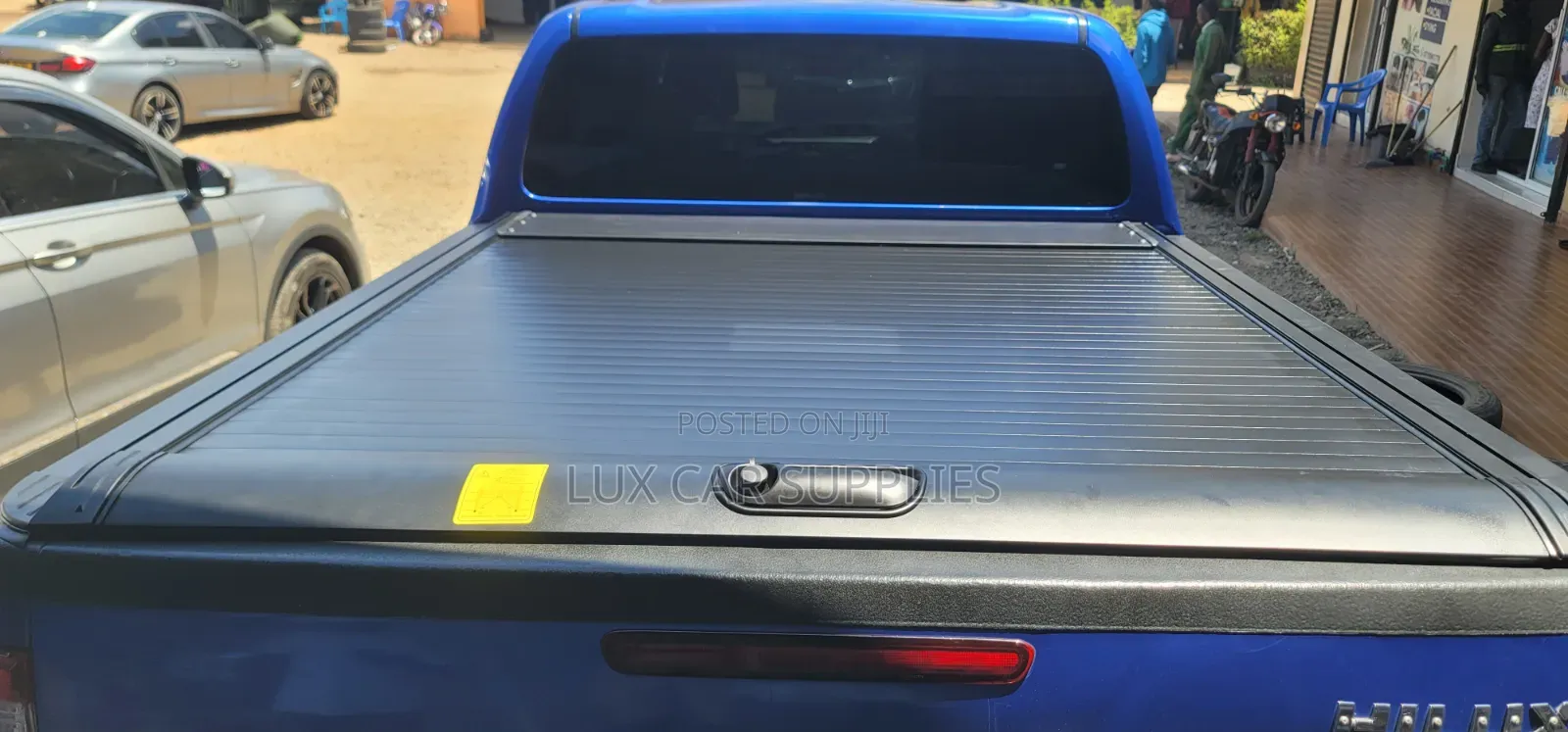 Toyota Hilux Aluminum Lockable Roller Shutter Tonneau Cover