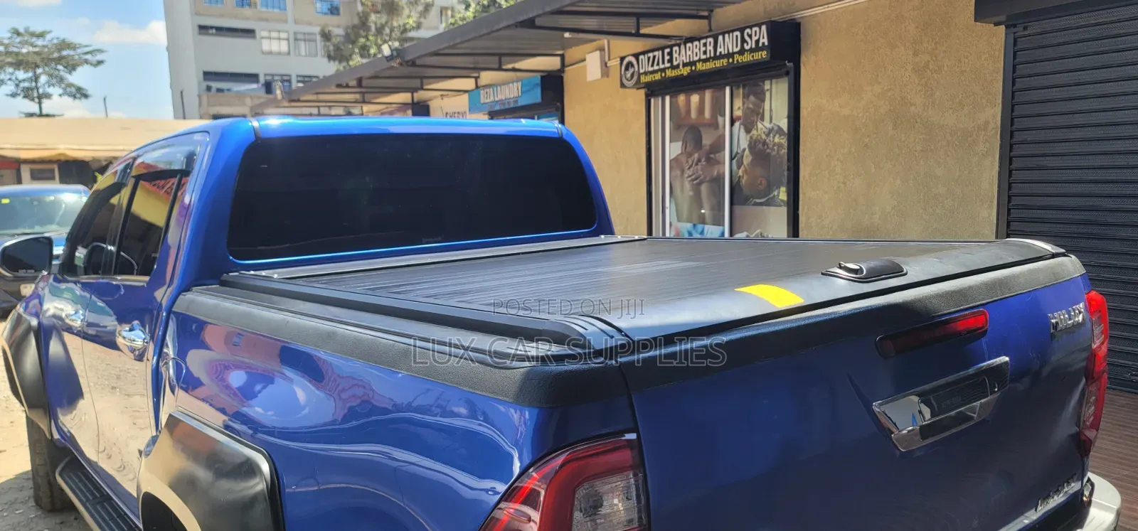 Toyota Hilux Aluminum Lockable Roller Shutter Tonneau Cover
