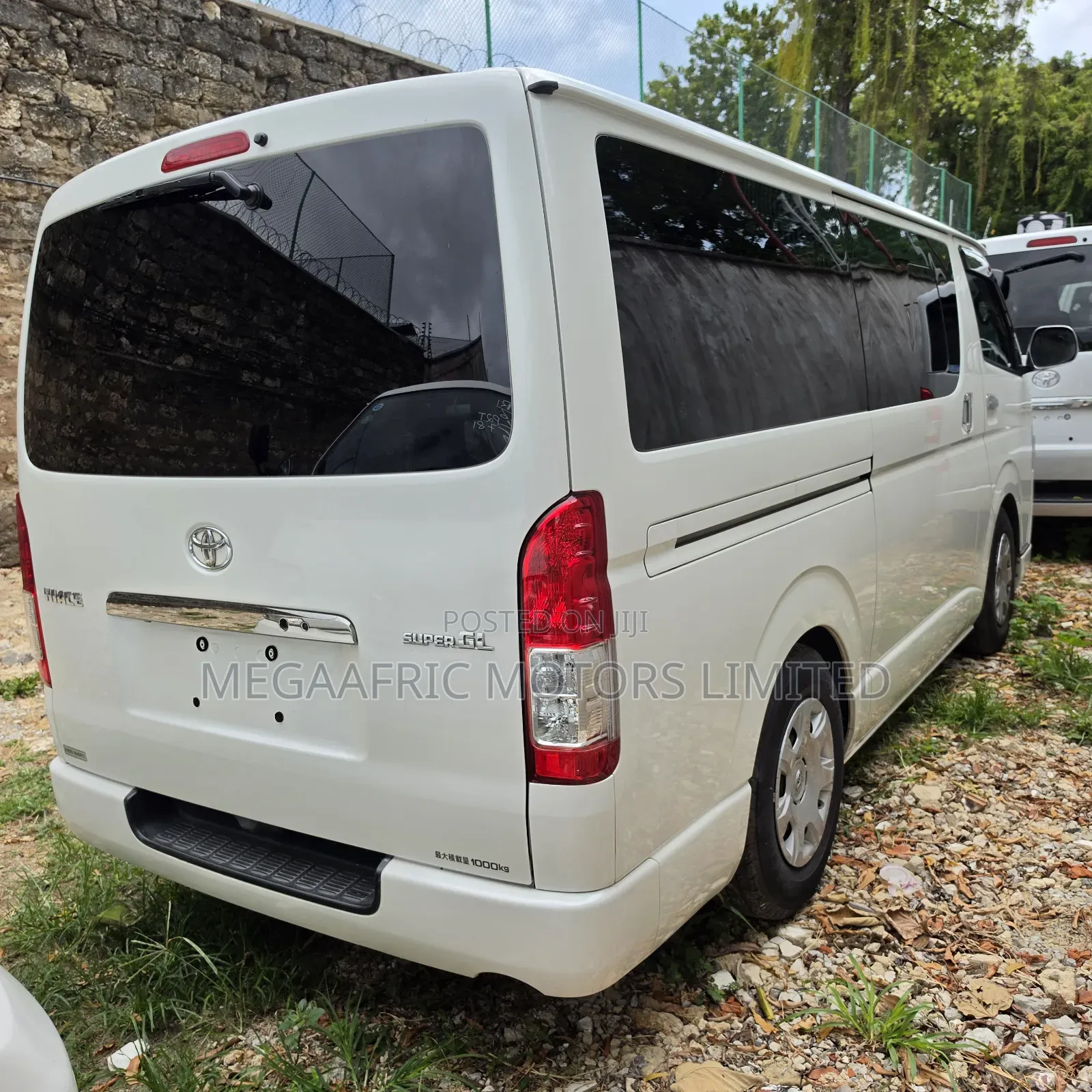 Toyota HiAce 2019 Silver
