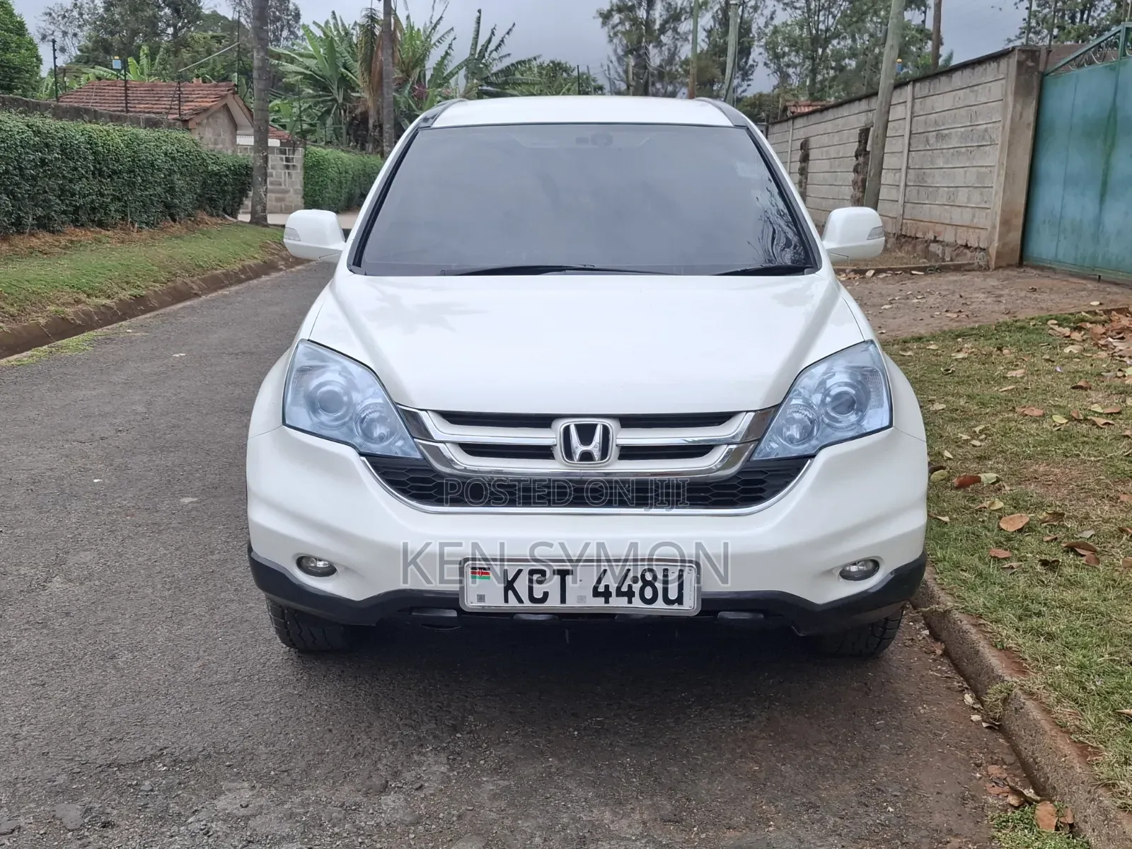 Honda CR-V LX 4dr SUV (2.4L 4cyl 5A) 2011 Pearl
