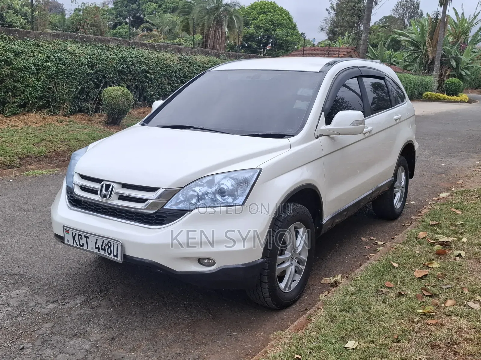 Honda CR-V LX 4dr SUV (2.4L 4cyl 5A) 2011 Pearl