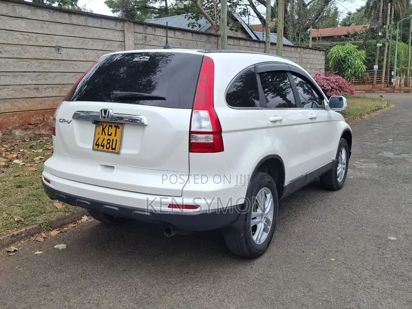 Honda CR-V LX 4dr SUV (2.4L 4cyl 5A) 2011 Pearl