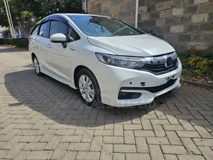 Honda Fit Shuttle 2019 Pearl
