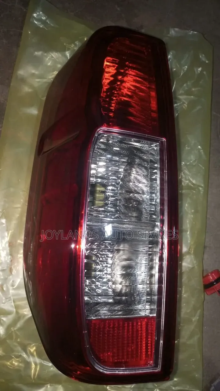 Nissan Navara Tail Lamp