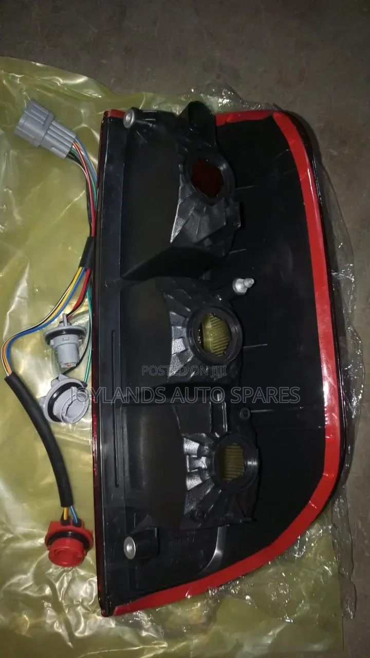 Nissan Navara Tail Lamp