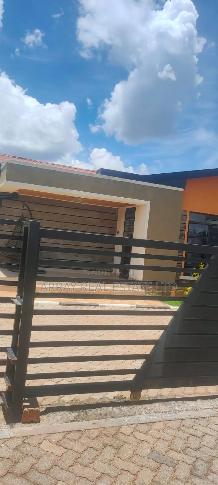 Furnished 3bdrm House in Karai for sale