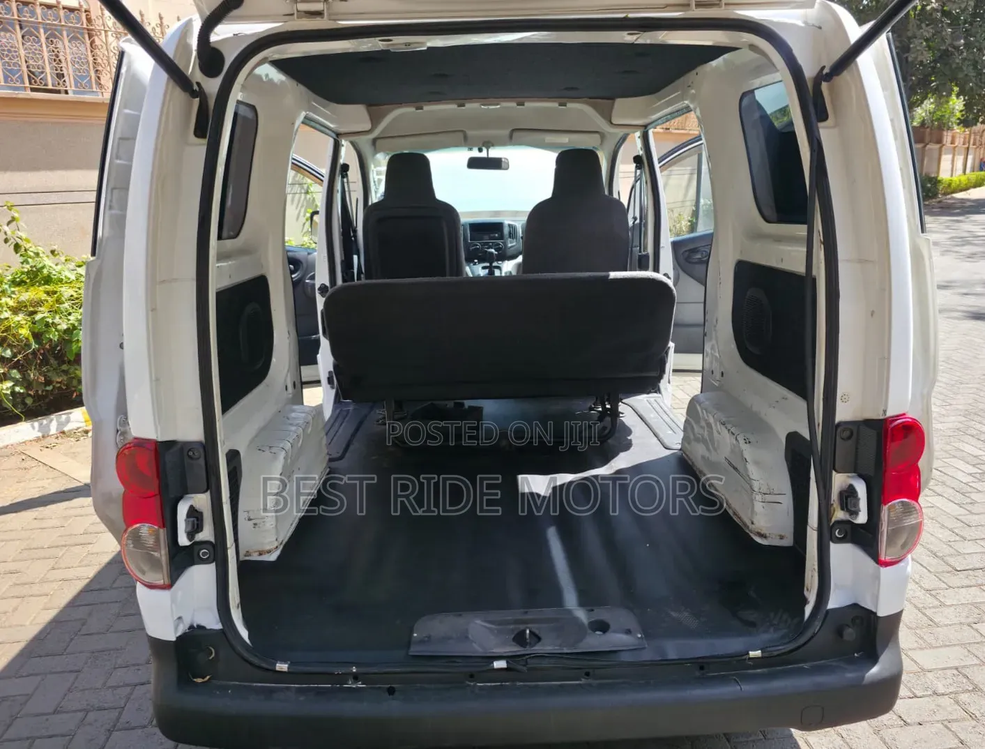 Nissan NV200 2012 White