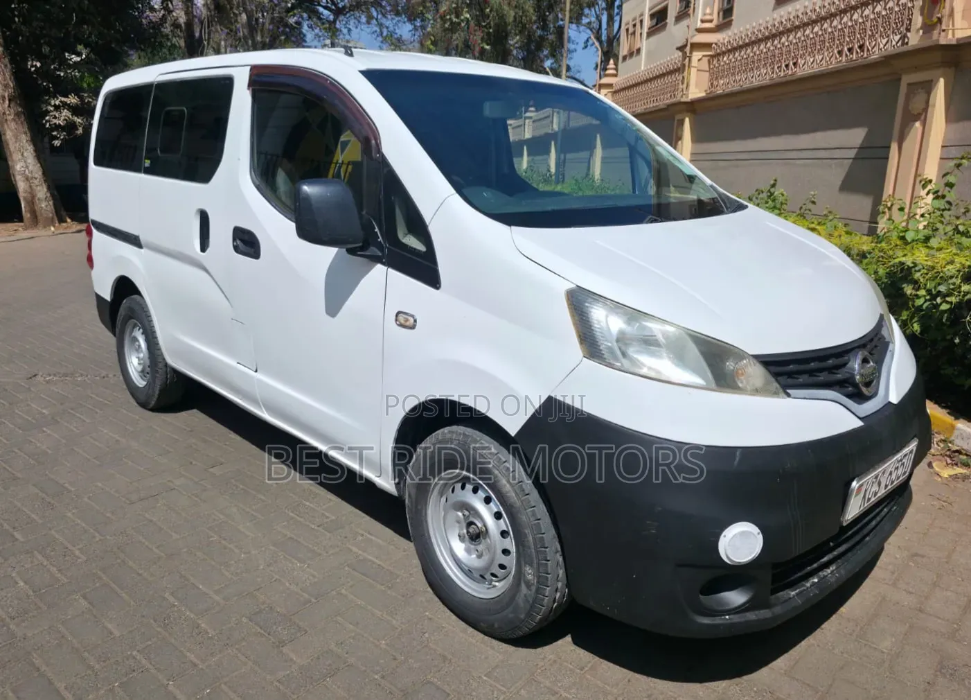 Nissan NV200 2012 White