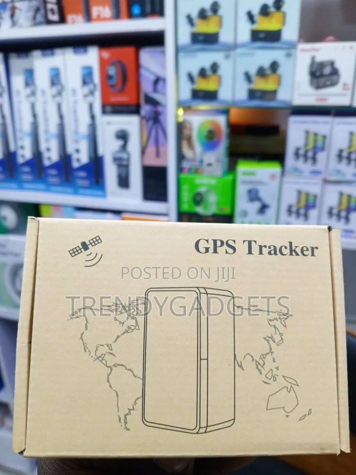 4G LTE Car GPS Locator for Anti-Theft and Location Monitoring