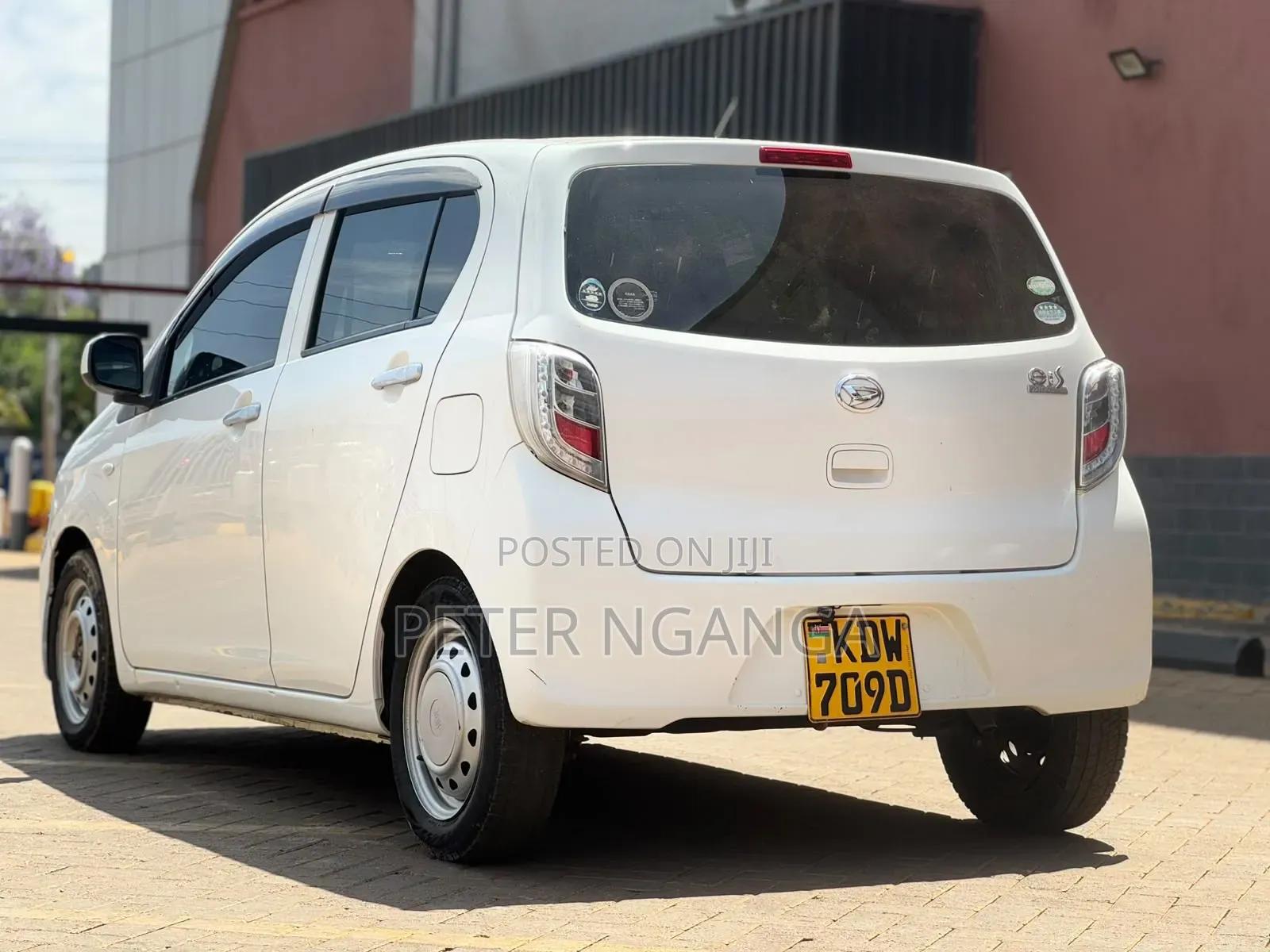 Daihatsu Mira 2017 White