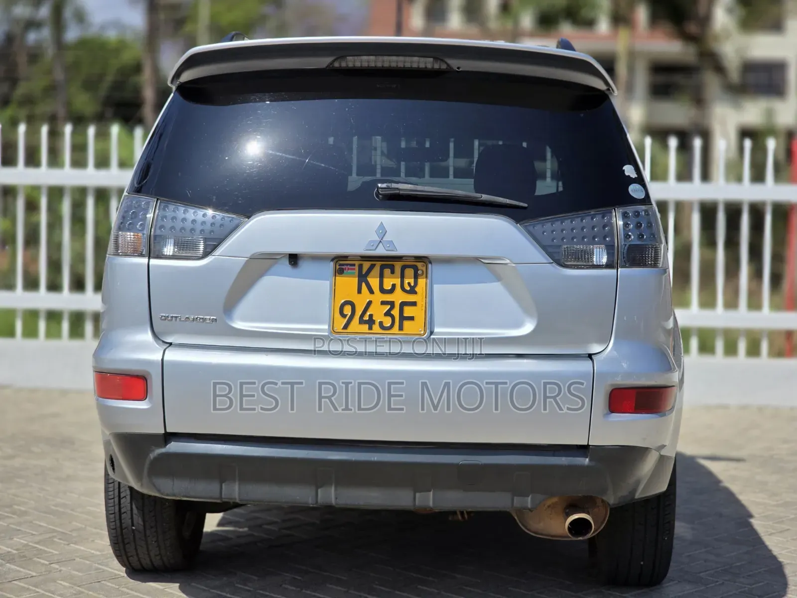 Mitsubishi Outlander 2012 Silver
