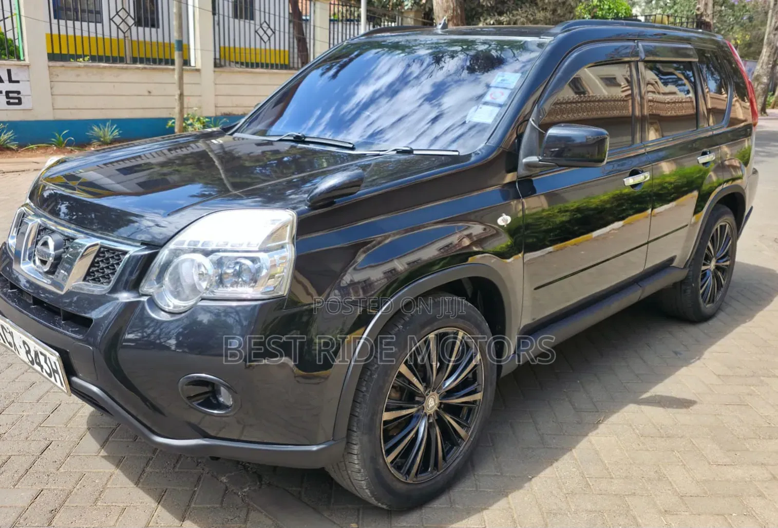 Nissan X-Trail 2.0 Petrol XE 2012